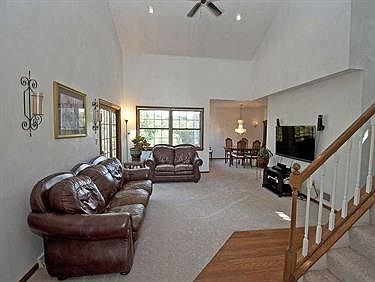 2nd image of 14329 Hiland Pl