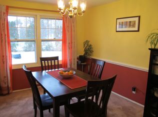 6 Buchanan Rd, Pittsford, NY 14534