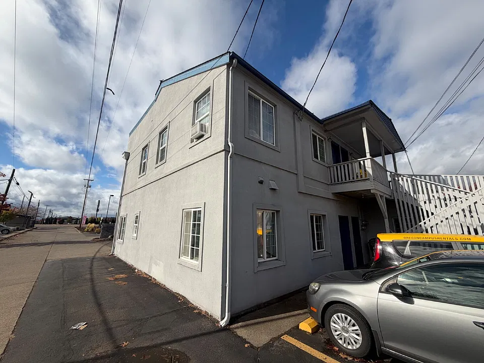 1706 1/2 W 6th Ave #C