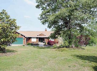 909 Hidden Harbor Ln, Sevierville, TN 37876