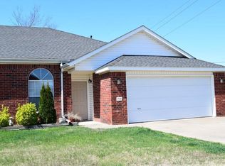 1708 S J St, Rogers, AR 72756