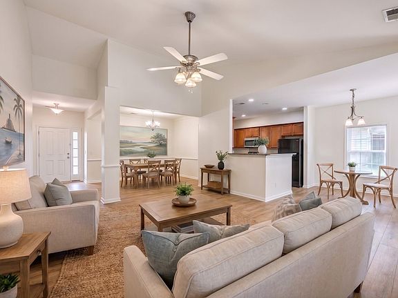 2nd image of 8518 Sentry Cir