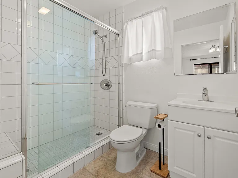 835 W 25th St #3 — Photo 39
