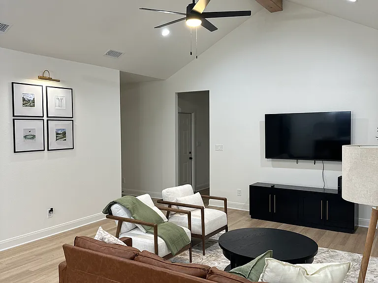 3903 National Dr #1 — Photo 11