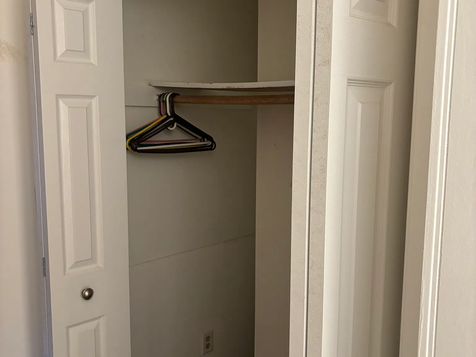 1 bed, 488 sqft, $990 — Photo 2