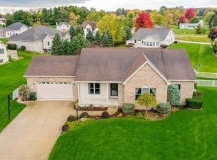 829 N Persimmon Dr, Warsaw, IN