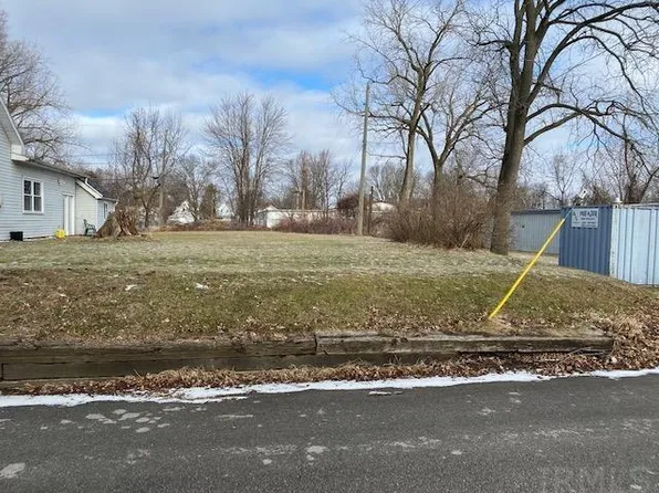 1811 Wheeler St, Fort Wayne, IN 46808