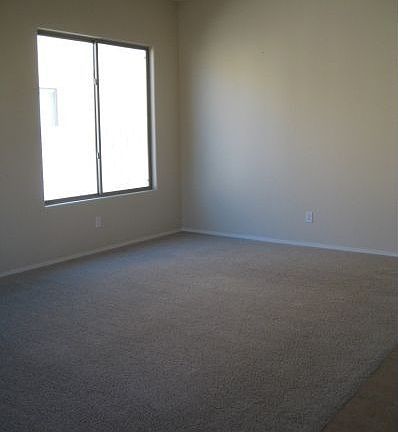 3rd image of 8373 W Myrtle Ave