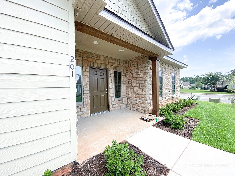 1st image of 201 Holmes Ave #201