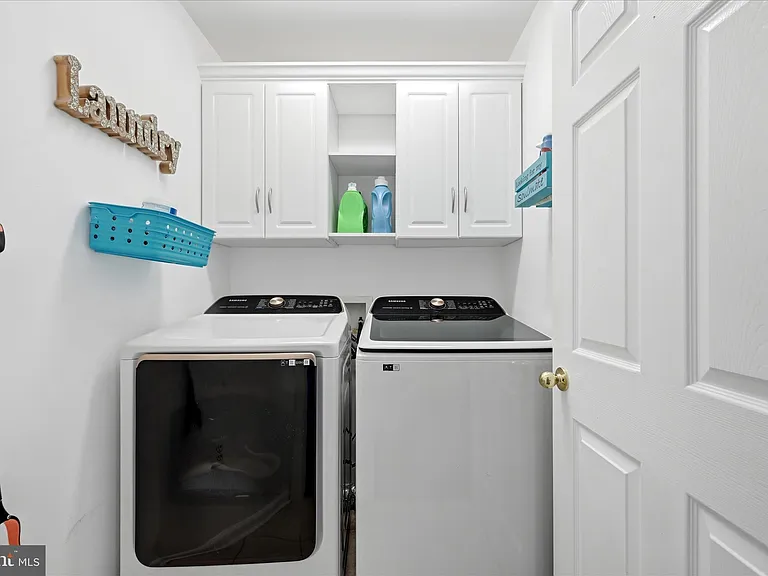 704 Seaton Ct SE — Photo 32