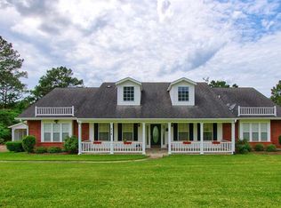 214 Cedar Ln, Burkeville, TX 75932