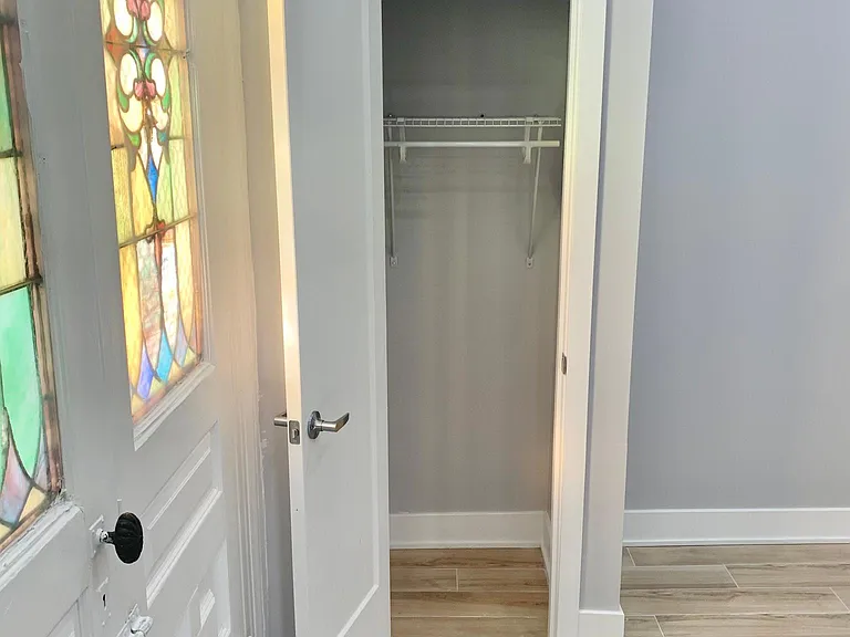 302 Richmond St #6 — Photo 10