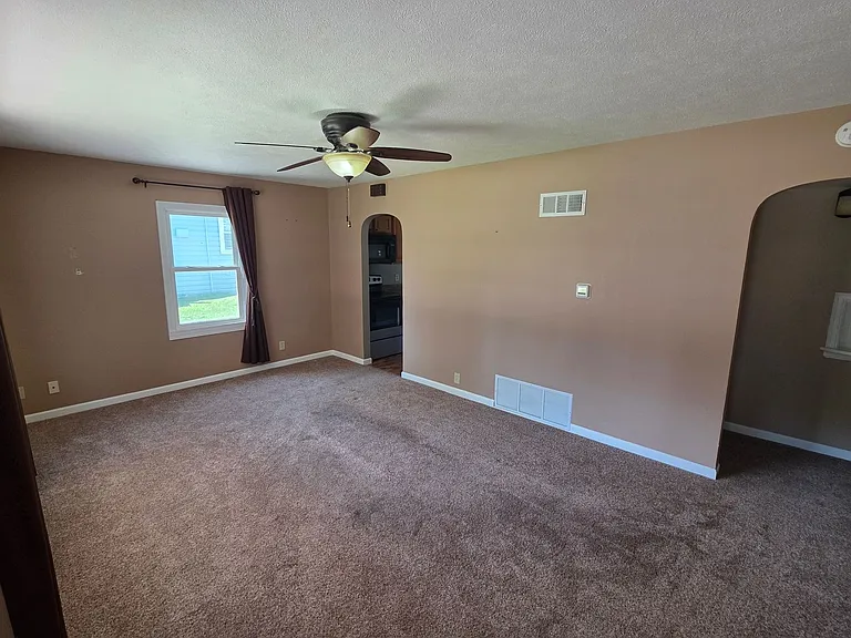 619 Gerecke St — Photo 2
