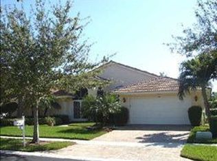 7306 Amber Falls Ln, Boynton Beach, FL 33437