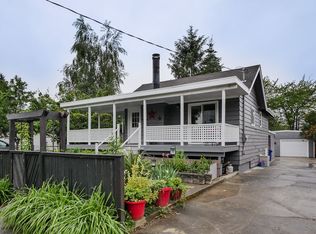 8121 11th Ave SW, Seattle, WA 98106