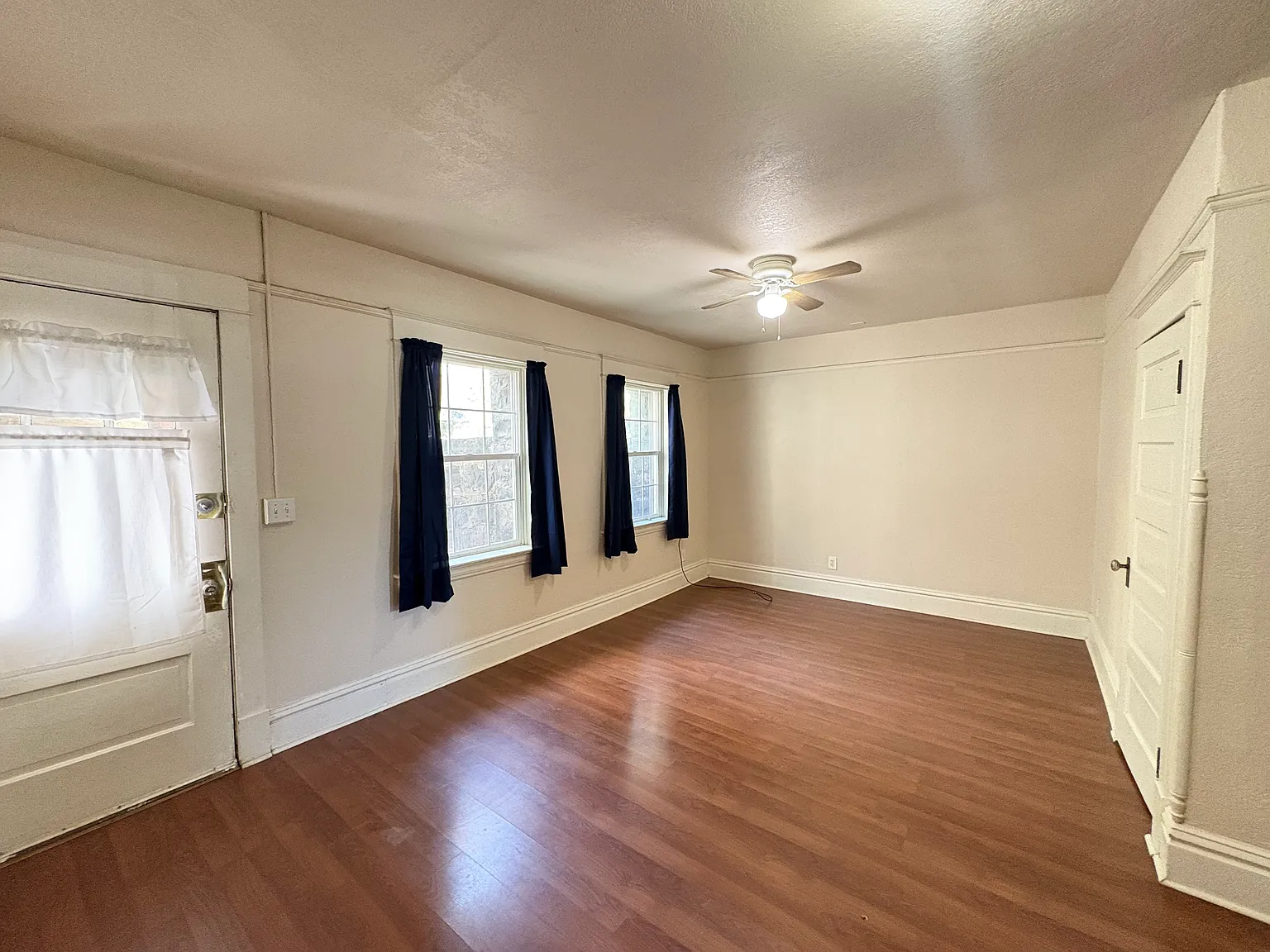 1 bed, 700 sqft, $925 — Photo 1