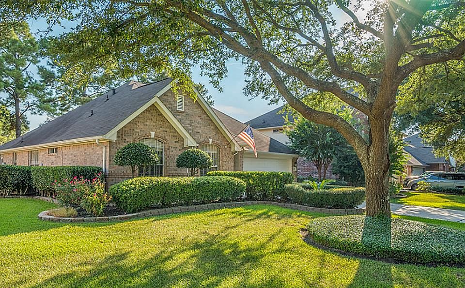 1st image of 6011 Villa Hills Dr