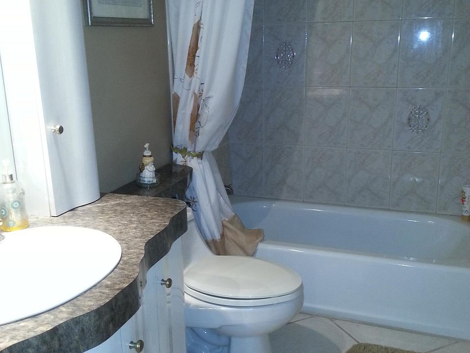 1st image of 1024 SE 5th Ave APT 202