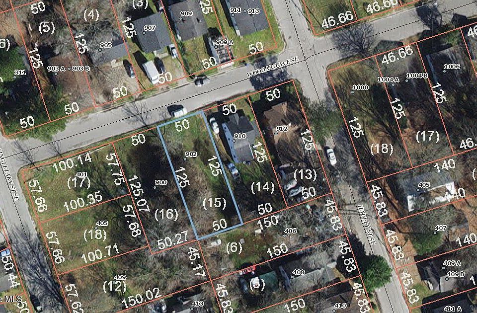 1st image of 902 Woodard Avenue SE