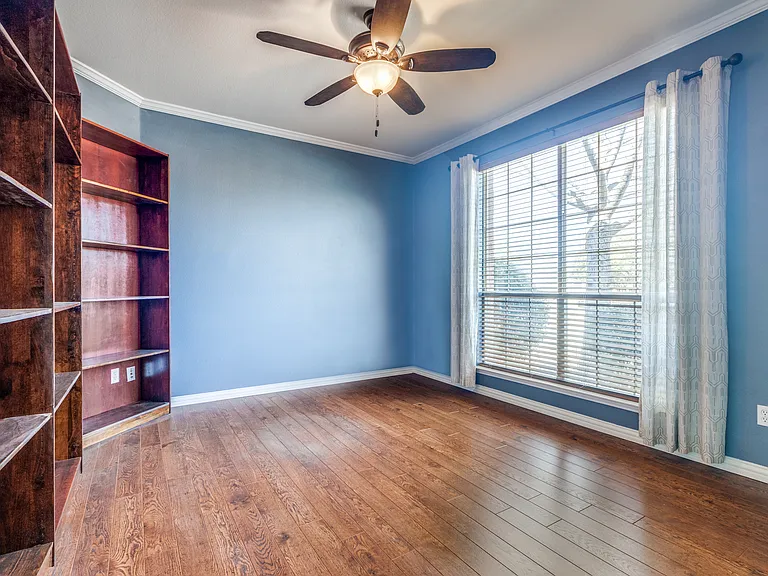 5857 Chatham Ln — Photo 6