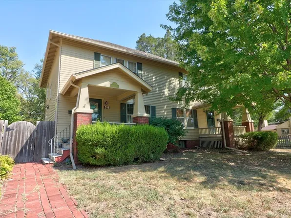 316-318 N Pine St, Newton, KS 67114