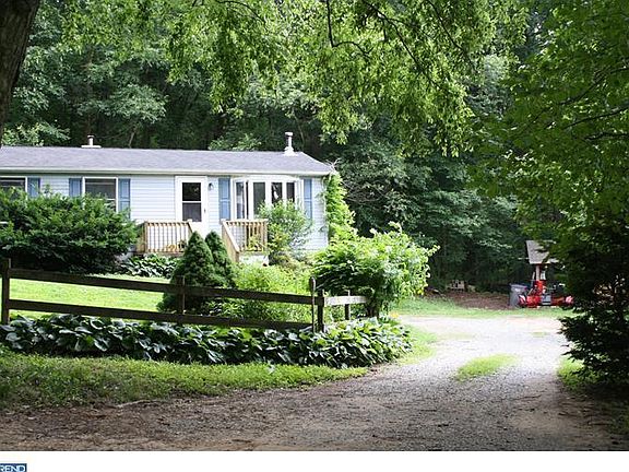 2nd image of 25 Kimble Rd