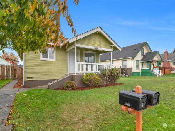 2701 Leonard Dr, #A, Everett, WA 98201