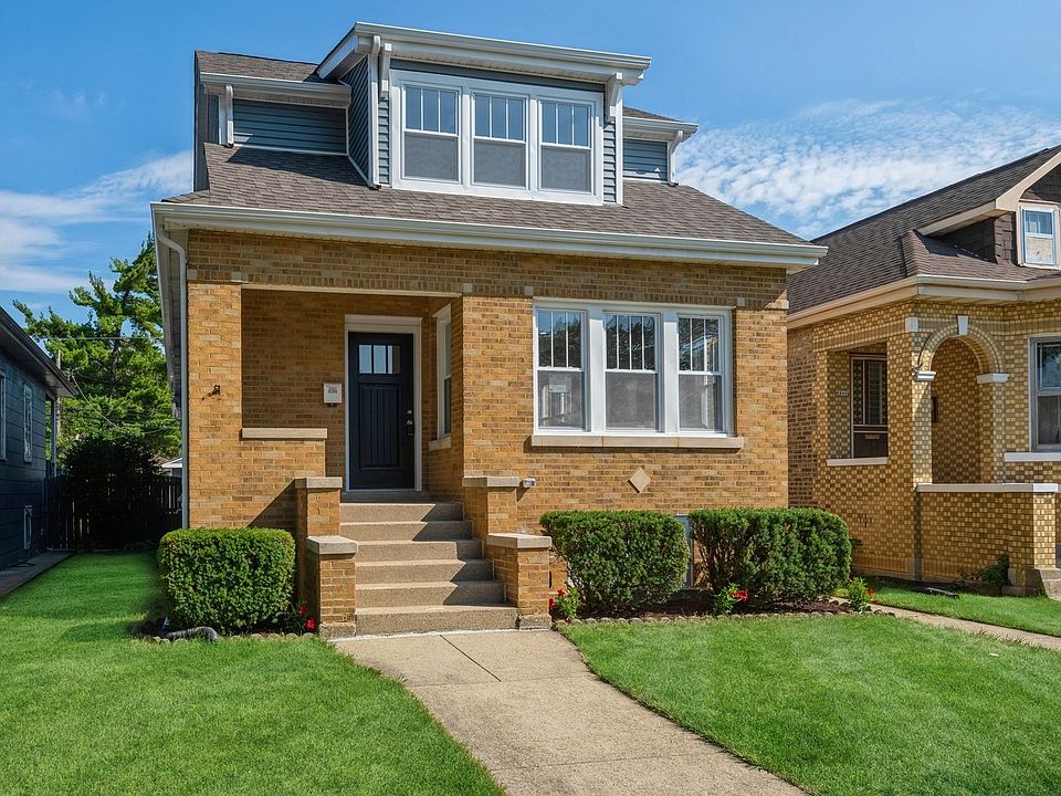 Classic Chicago bungalow with second floor additio