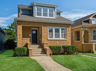 6206 W Waveland Ave, Chicago, IL 60634