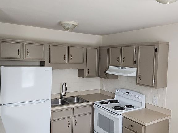 5th image of 4505 Cape Henry Ave APT 4