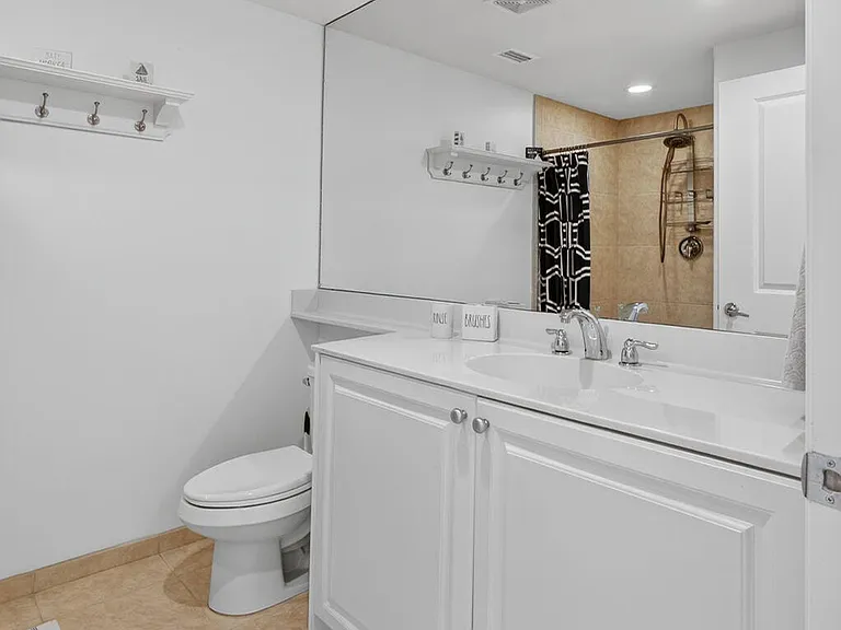 275 NW Flagler Ave #204 — Photo 27