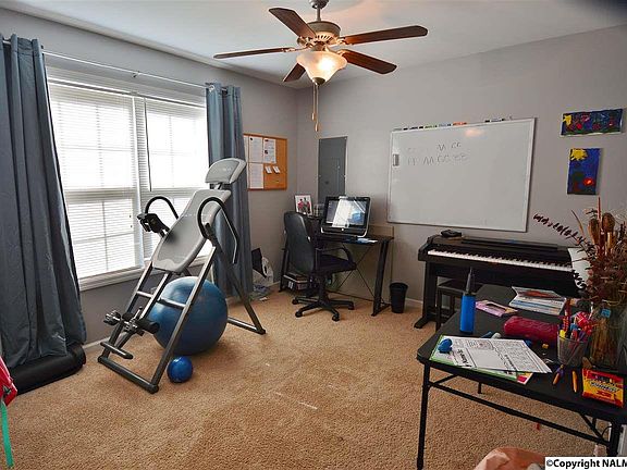 5th image of 1014 Lee Dr