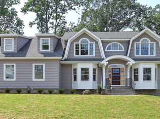 4 Penny Ln, Pearl River, NY 10965