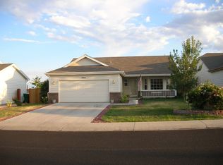 1904 Crestview Dr, Johnstown, CO 80534