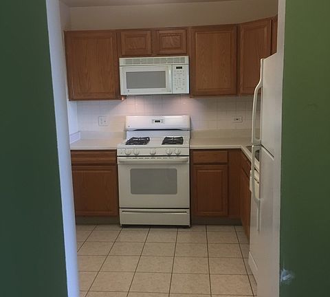 4th image of 1185 N Sterling Ave Unit 201
