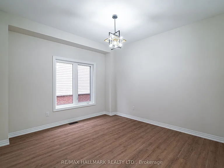 19 Stennett Dr — Photo 13