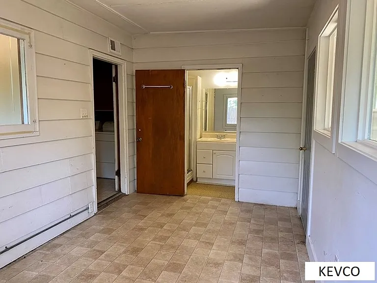 100 Kenroy Ct — Photo 9