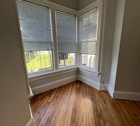 4th image of 2152 Pine St #7