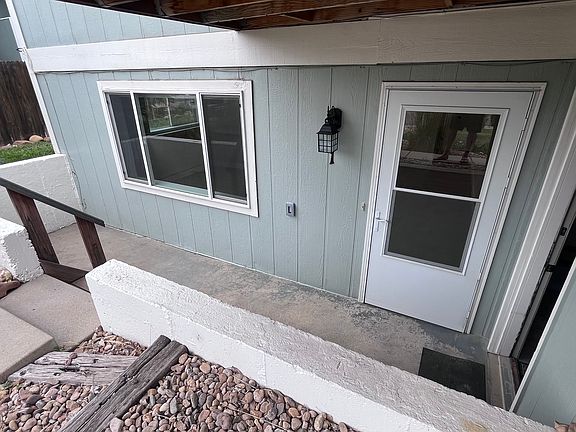 3rd image of 1402 Emery Ct #1