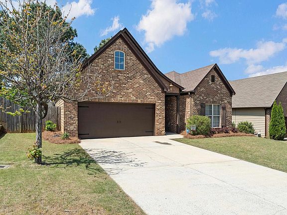3rd image of 6009 Pembroke Dr