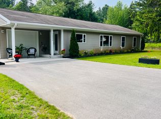 10890 S Dalzell Rd, Traverse City, MI 49684