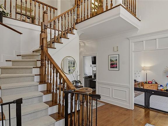 2nd image of 1124 Claverton Ct