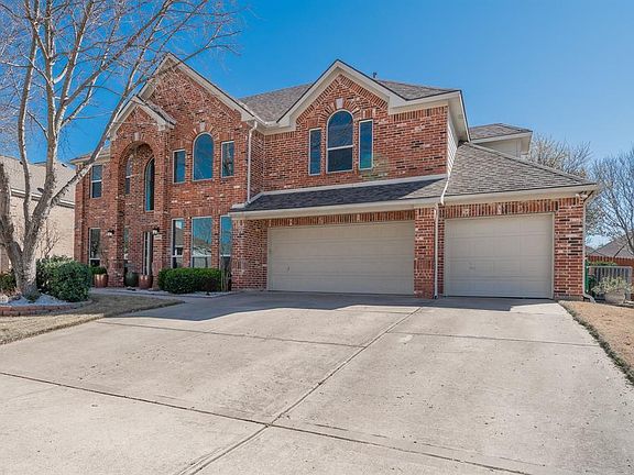 3rd image of 3501 Barberry Dr