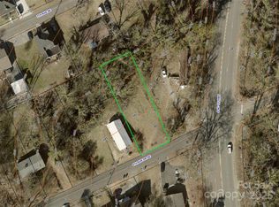 119 8th Ave, Hickory, NC 28602