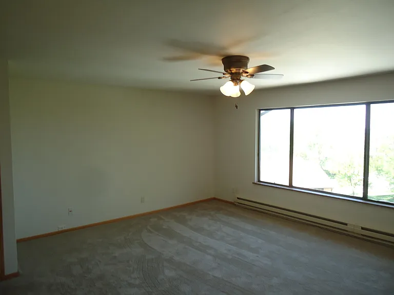 1311 Sunnyridge Rd — Photo 7