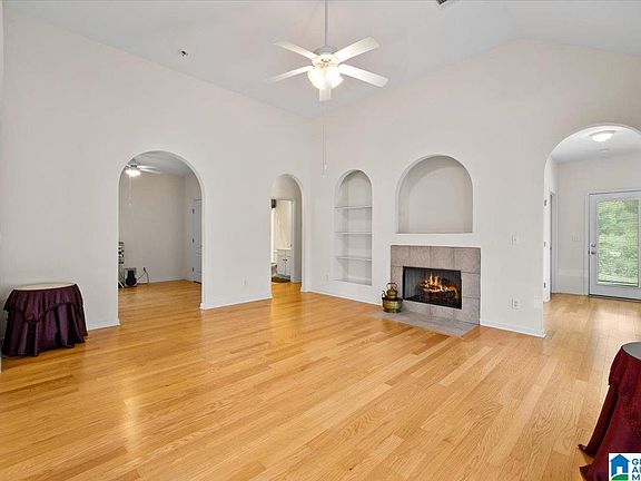 4th image of 5997 Princess Blvd