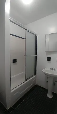 Rented by Rudd Group LTD | media 13