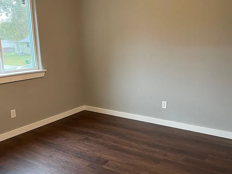 5214 Plum St — Photo 5