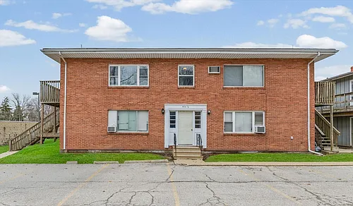 2214 1/2 Peirce Ave Photo 1
