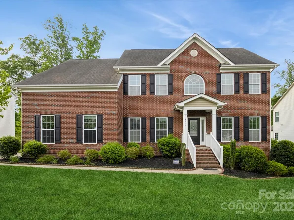 4015 Amber Leigh Way Dr, Charlotte, NC 28269